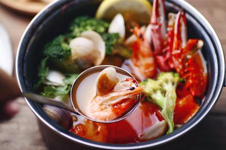 食品行業(yè)必備資質(zhì)之食品經(jīng)營許可證？（已解決）